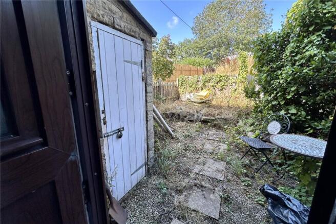 2 bed Terraced for sale Image 10