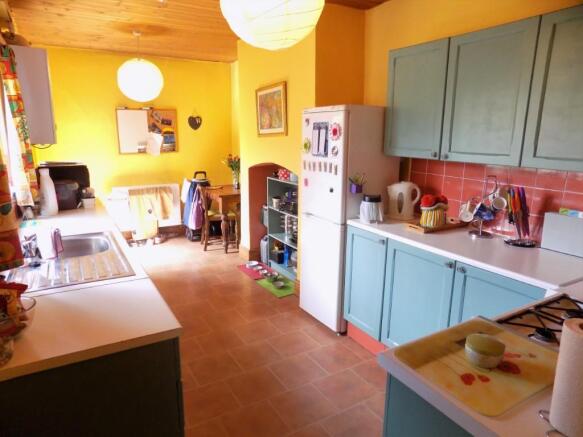Photo 5