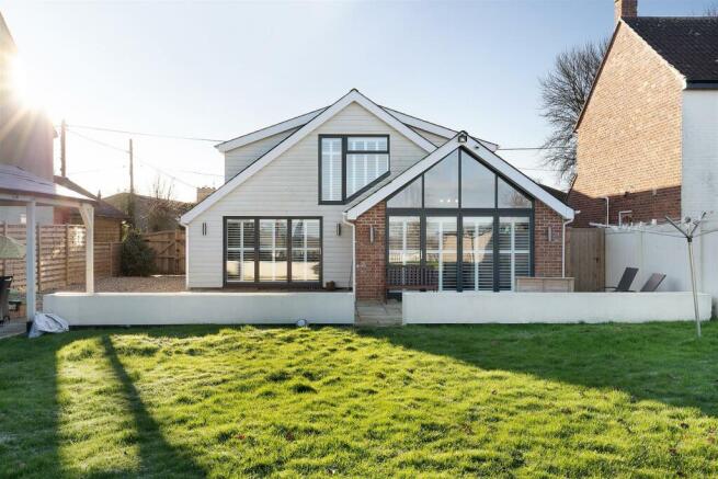 Rear Garden 2.jpg