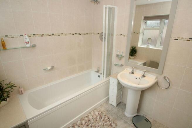 Bathroom Aspect 2