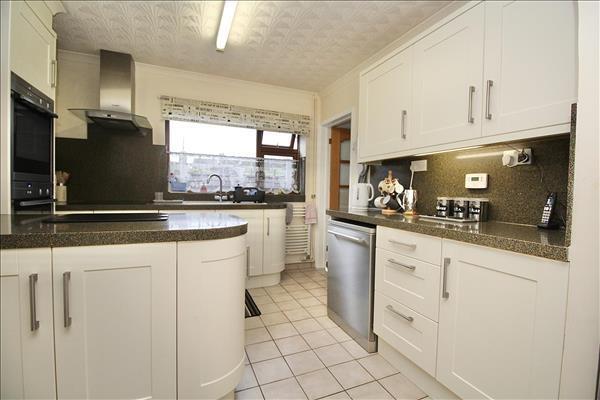 Kitchen / Breakfast