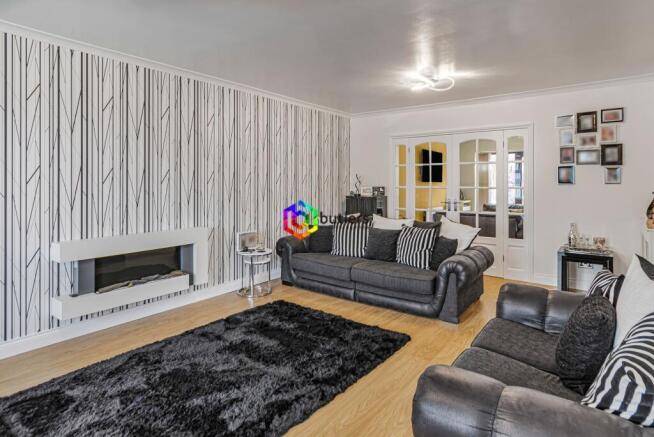3 bed Semi-Detached for sale Image 8