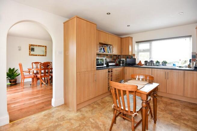 Kitchen/Breakfast Rm