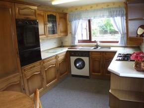 Kitchen/ Dining