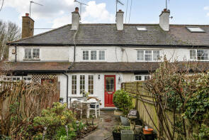 2, Butterfield Cottages, Old Uxbridge Road, Rickmansworth WD3 9XT