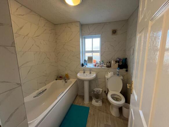 bathroom.jpeg