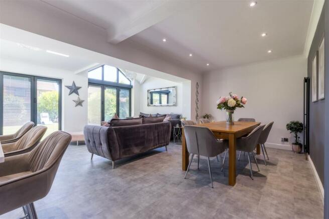 Kitchen Diner