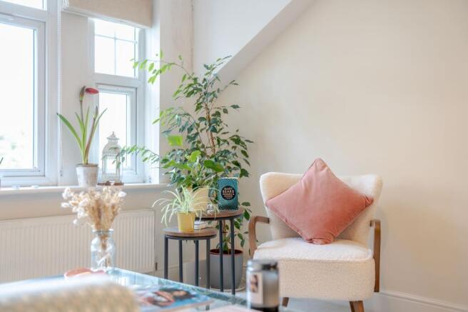1 bed Flat for sale Image 12