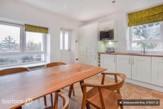 2 bed House for sale Image 6