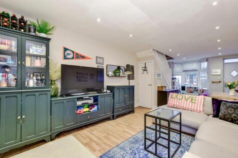 Rucklers Lane, Kings Langley, WD4