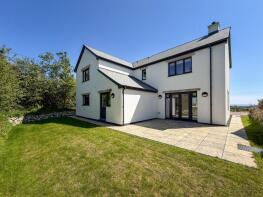 4, Park Halligey, Coverack TR12 6TS