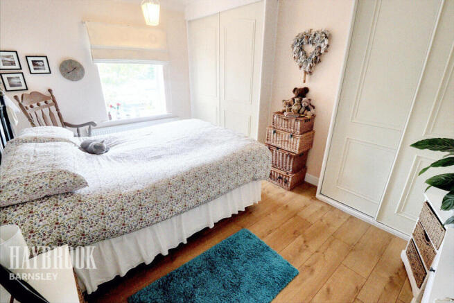 3 bed Semi-Detached for sale Image 12