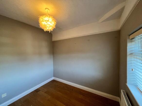 Bedroom 3/office