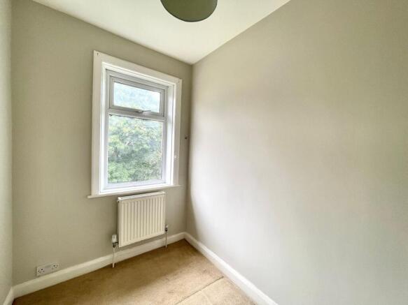 3 bed Semi-Detached for sale Image 12