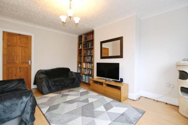 Abbey Drive, Ashby-De-La-Zouch, LE65 photo 2