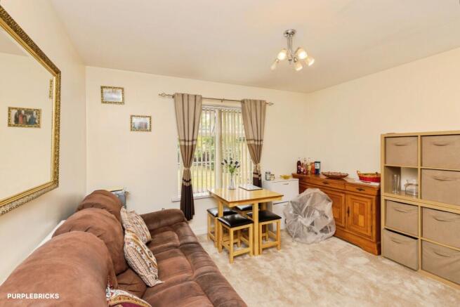 4 bed Semi-Detached for sale Image 7