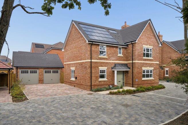 Plot 121
