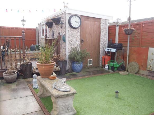 Low Maintenance Rear Garden 272