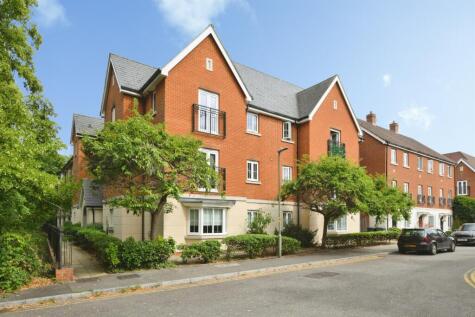 Sanville Gardens, Stanstead Abbotts, Ware