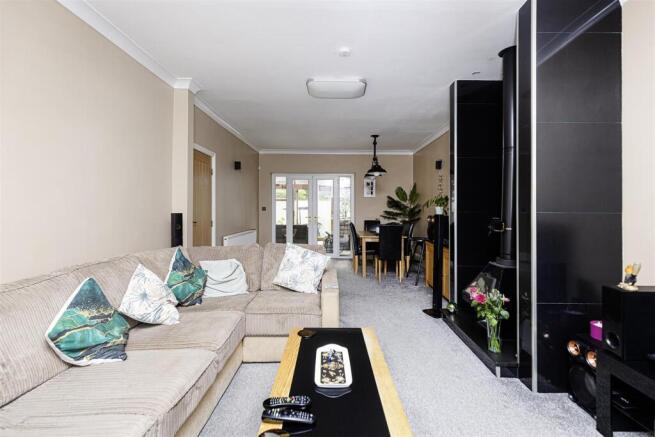 Living/Dining Room
