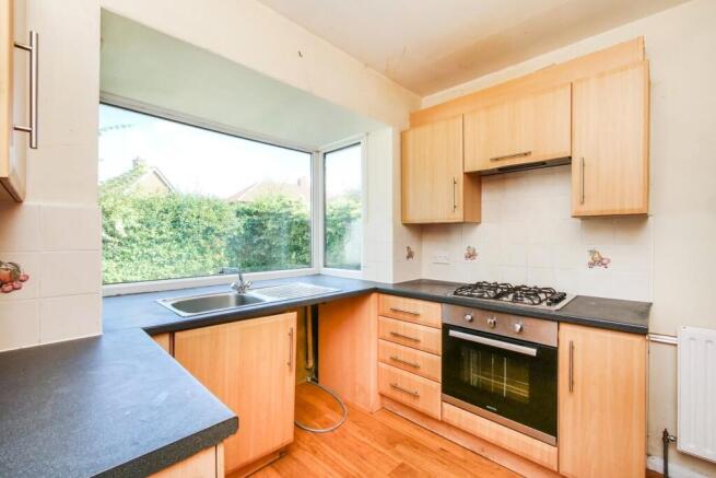 2 bed Semi-Detached Bungalow for sale Image 5