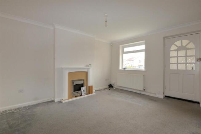 Living Room 2.jpg