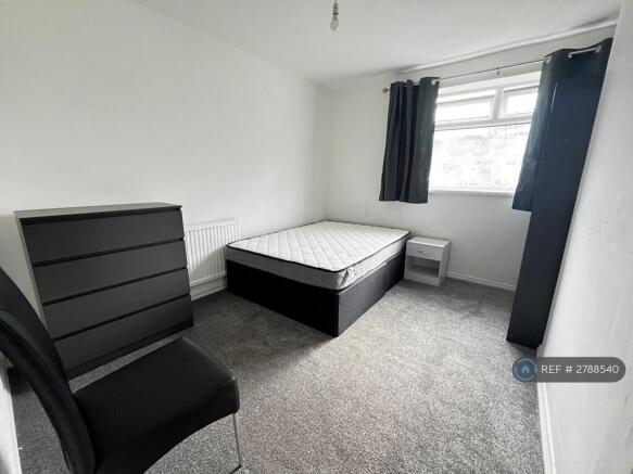 Bedrom 2