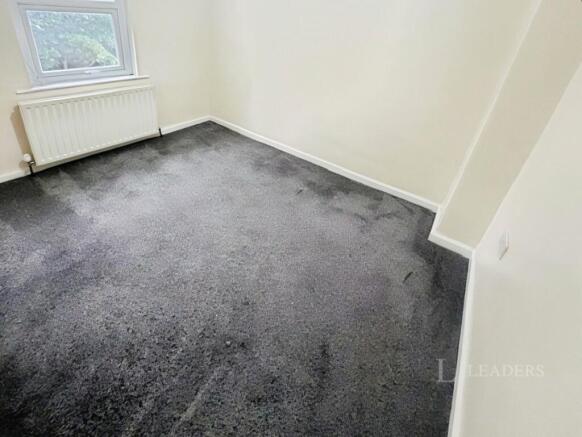 2 bed Semi-Detached to rent Image 7