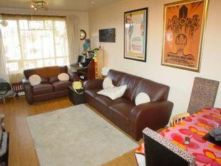 2nd Photo of Lounge