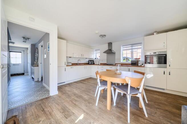 Kitchen / Dining Room