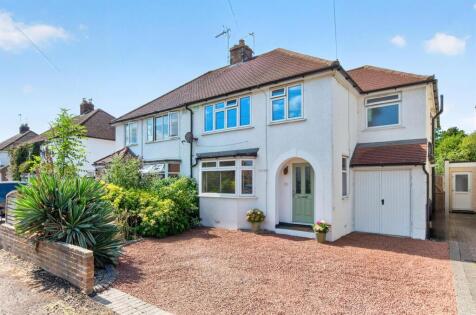 Roestock Gardens, Colney Heath, St. Albans