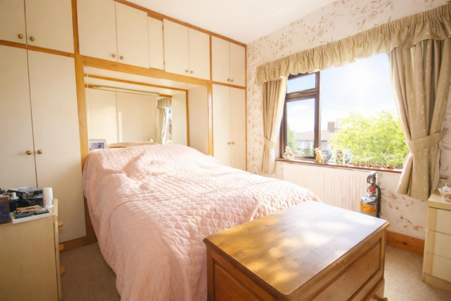 2 bed Semi-Detached for sale Image 8
