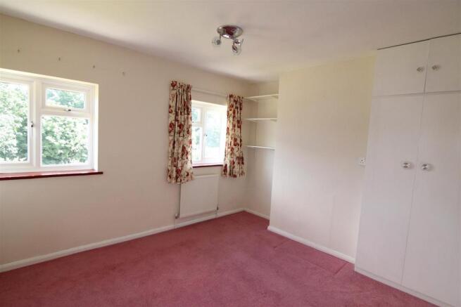 Bedroom 2.JPG