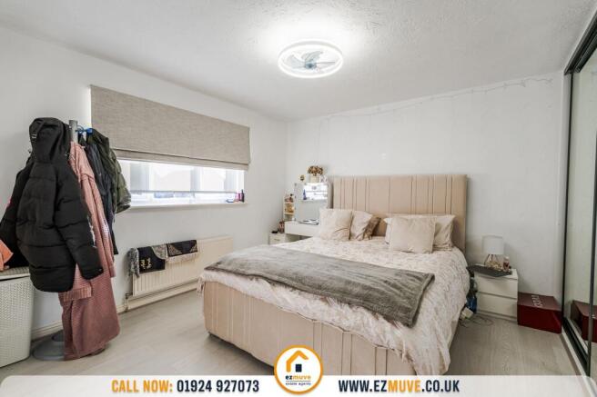 4 bed Detached for sale Image 12