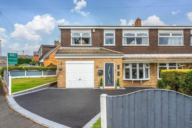 18 Aylesbury Crescent