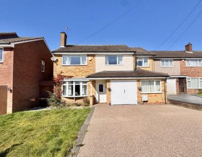 Streather Road, Four Oaks, Sutton Coldfield, B75 6RB
