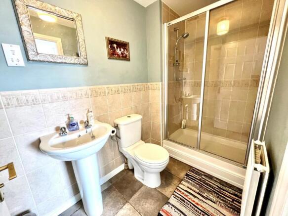 Shower Room.jpg