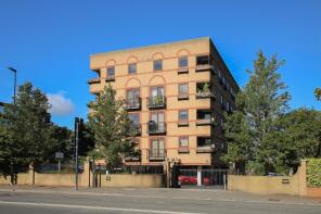 22, Chiltern House, Oxford Road, Aylesbury HP19 8FQ