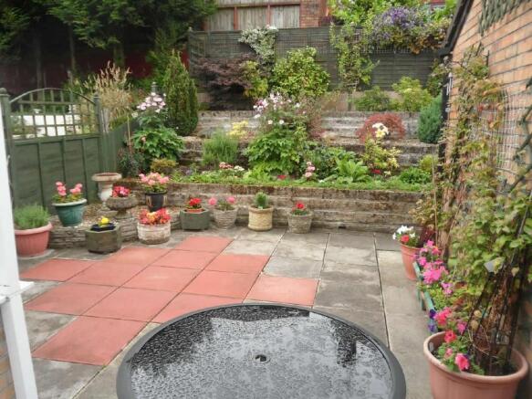 Photo 10