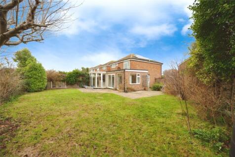 Selsey Close, Hayling Island, Hampshire, PO11