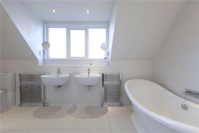 En-Suite Bathroom