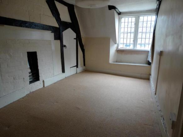 Bedroom 2 (Main)