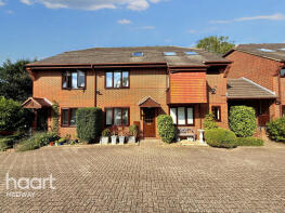 Flat 10, Mount Lodge, Valley View Road, Rochester ME1 3PE