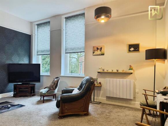 Lounge-Dining Room
