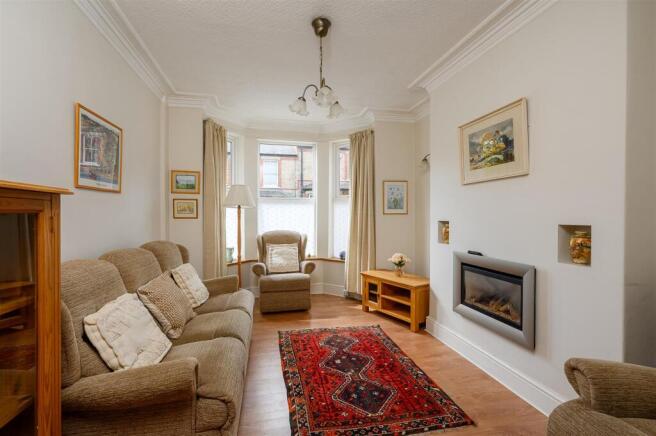 3 bed Terraced for sale Image 2