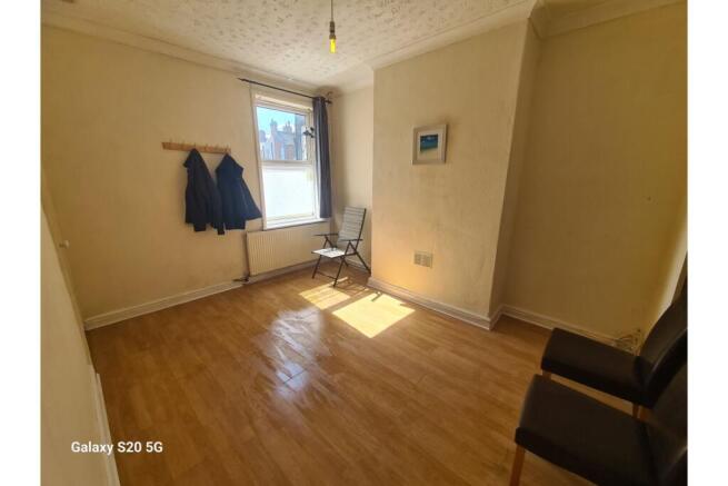 2 bed Terraced for sale Image 11