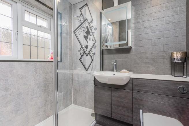 Ensuite