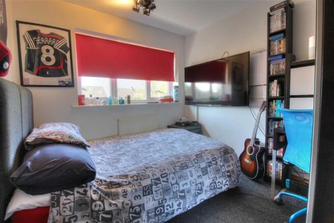 Bedroom 2:
