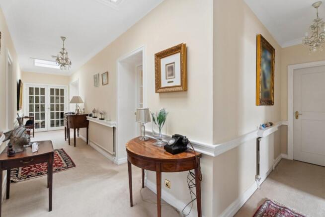 Shardeloes, Missenden Road, Amersham, Buckinghamshire, HP7 photo 4