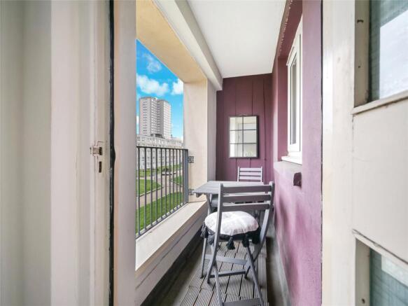 Dundasvale Court, Glasgow, Glasgow City, G4 photo 4